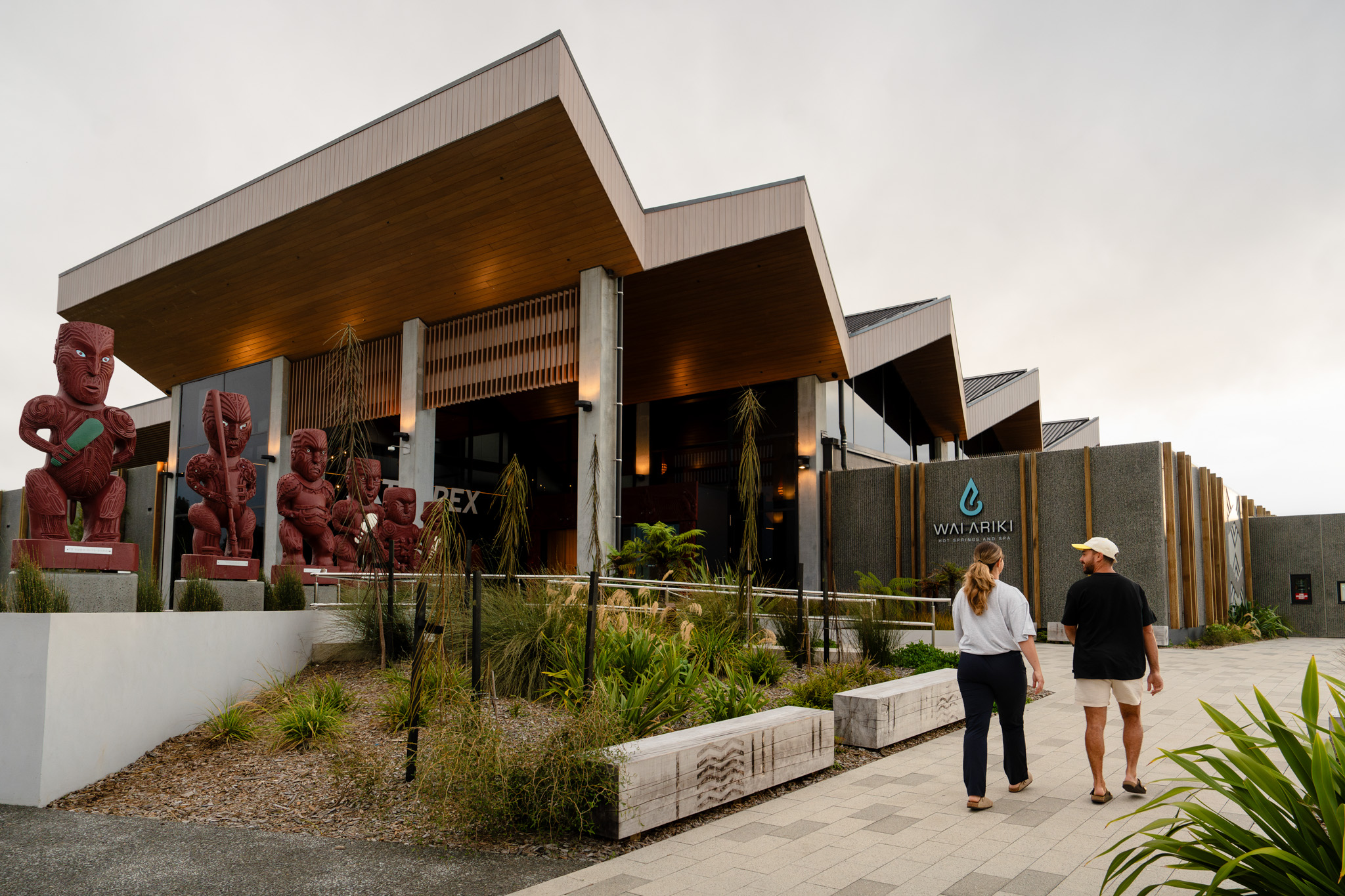 The six koromātua welcome manuhiri (guests) at the entrance, reflecting the whakapapa (ancestral connection), values and stories of Ngāti Whakaue.
